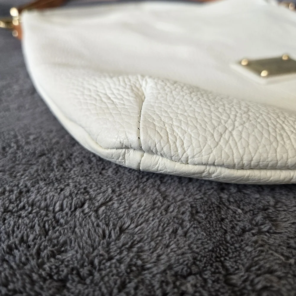 Valentina Italia Crossbody Bag  Off White - Picture 12 of 12